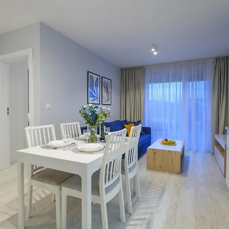 Milano C01 Z Parkingiem Przy Plazy -posesja Kapitanska - Apartment *