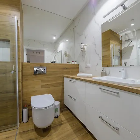 Milano C01 Z Parkingiem Przy Plazy -posesja Kapitanska - Apartment